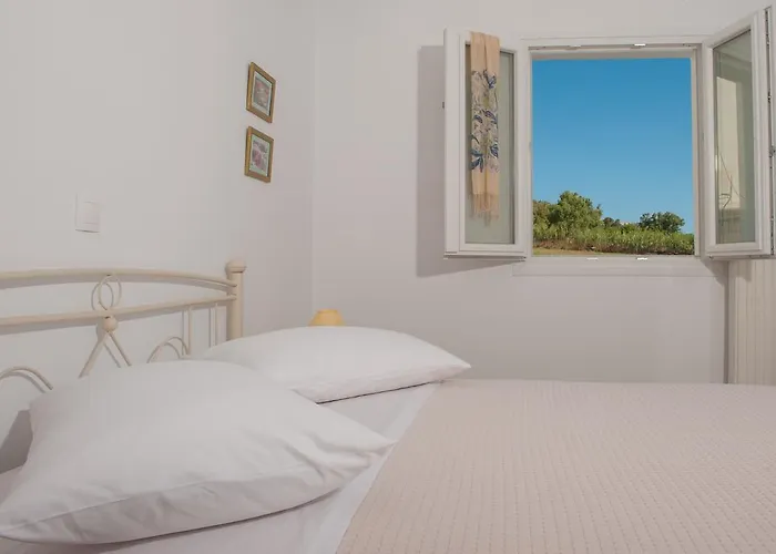 Altea * Fira (Santorini)